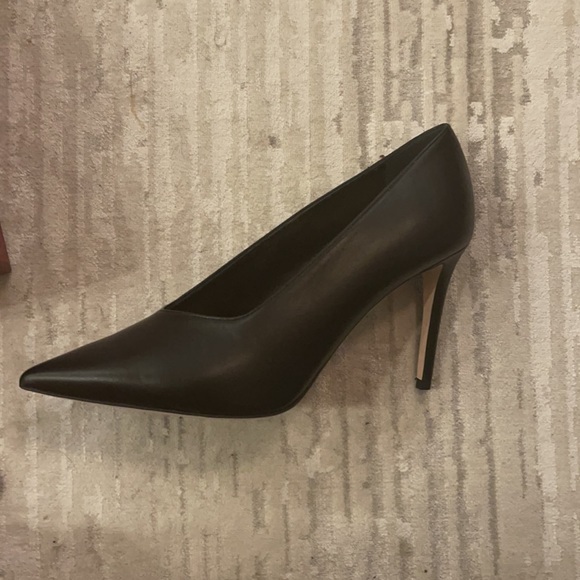 Tamara Mellon brand new size 37.5 black heel - Picture 4 of 5